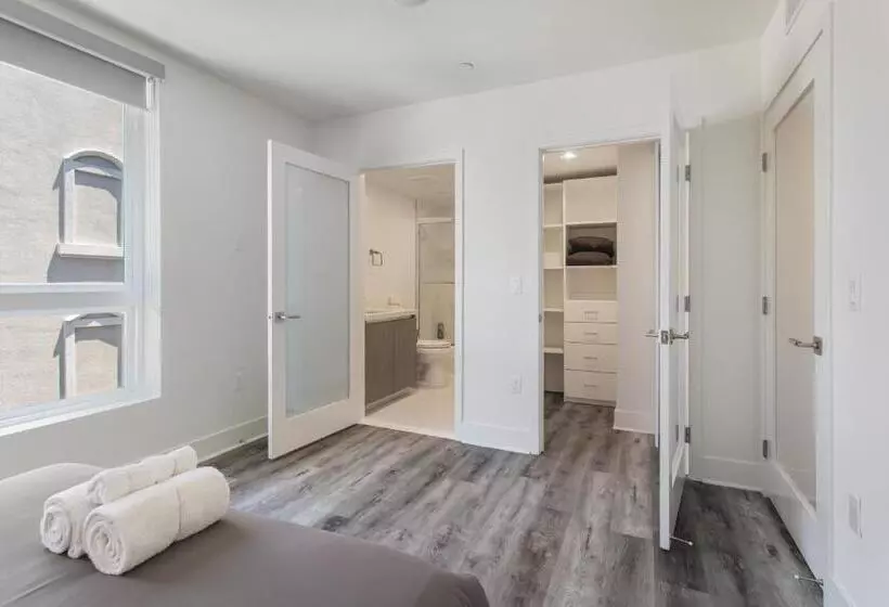 カプセルホテル Beverly Hills 2bd 2ba With Free Parking