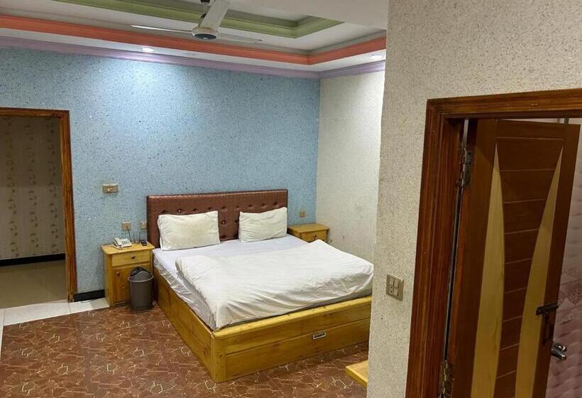 هتل Glorious Continental