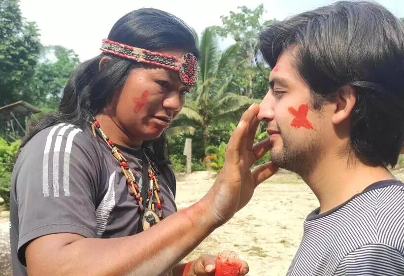 Hotelli Ingaru Lodge