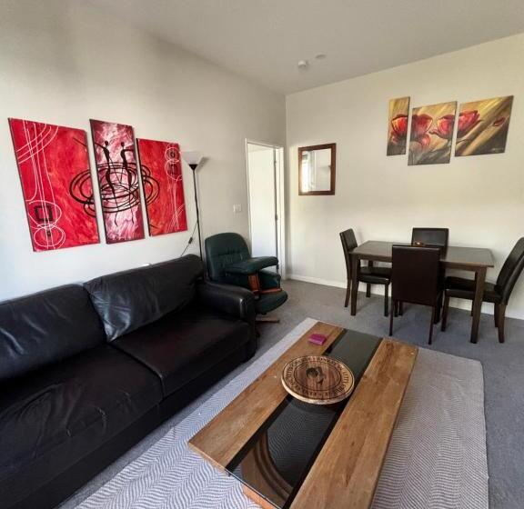 펜션 Self Contained Central Silverdale