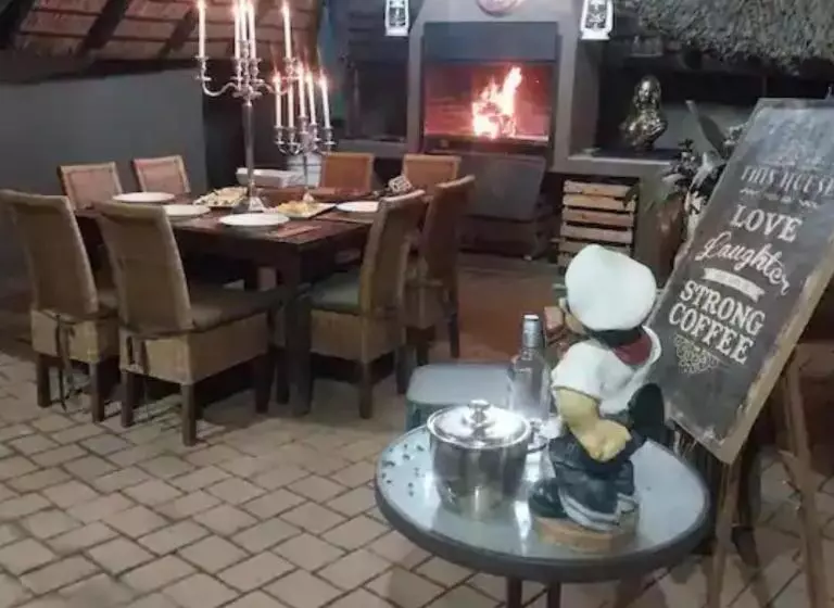 ペンション The Elephant Room At Frederick S Place