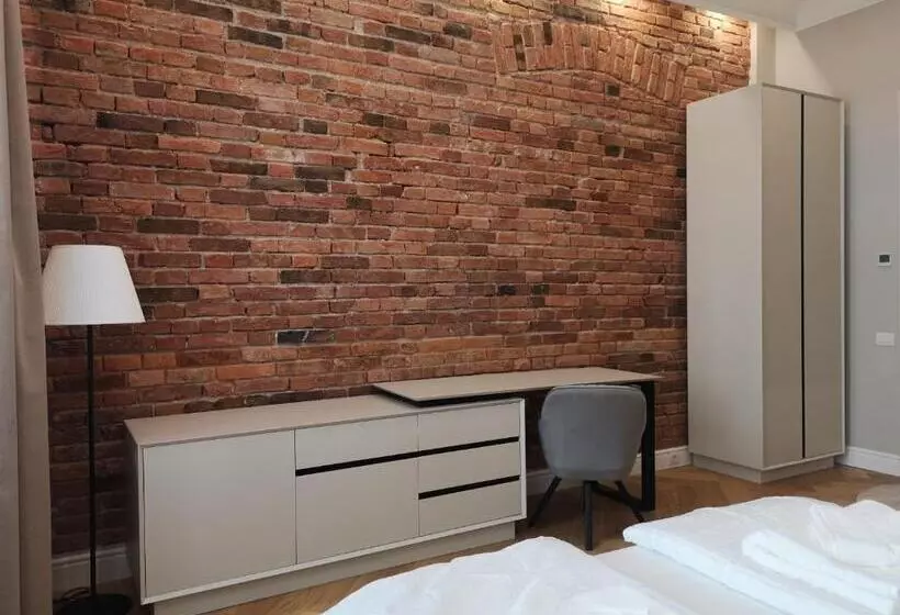 Aamiaismajoitus (B&B) City Central Escape