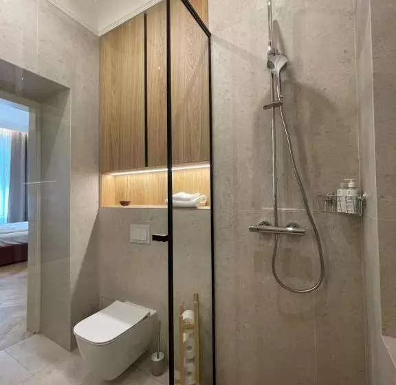 Aamiaismajoitus (B&B) City Central Escape