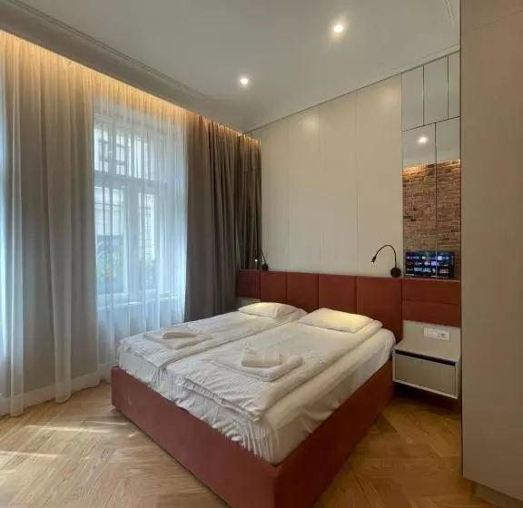 Aamiaismajoitus (B&B) City Central Escape