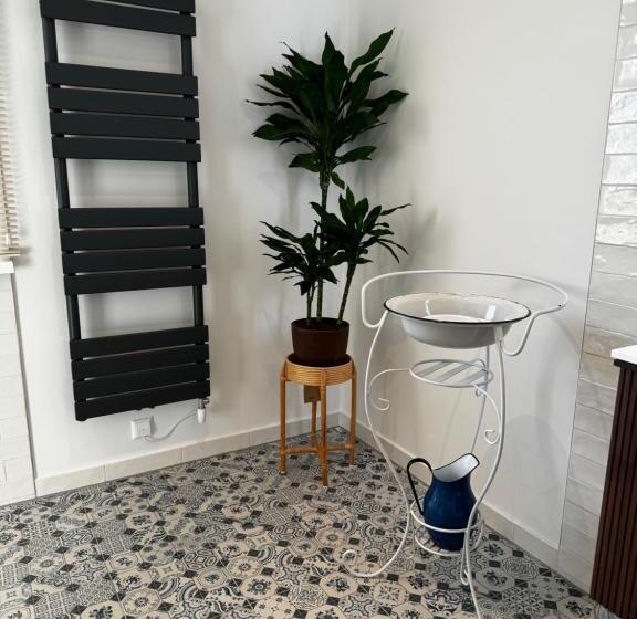 住宿加早餐  Gastsuite Het Duinroosje Met Hottub Op Het Privé Terras!