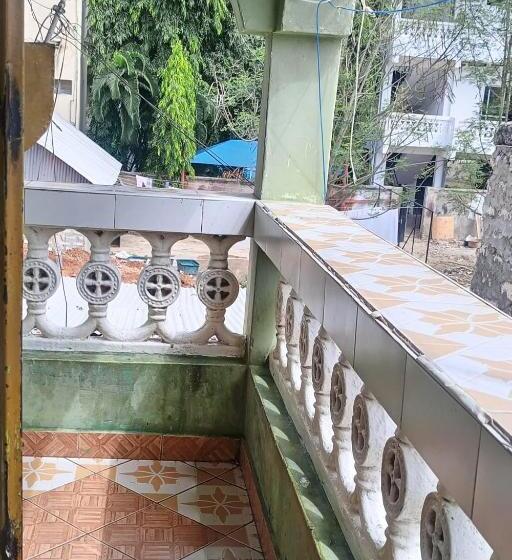 تختخواب و صبحانه Southside Apartment