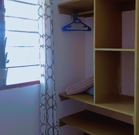 تختخواب و صبحانه Southside Apartment