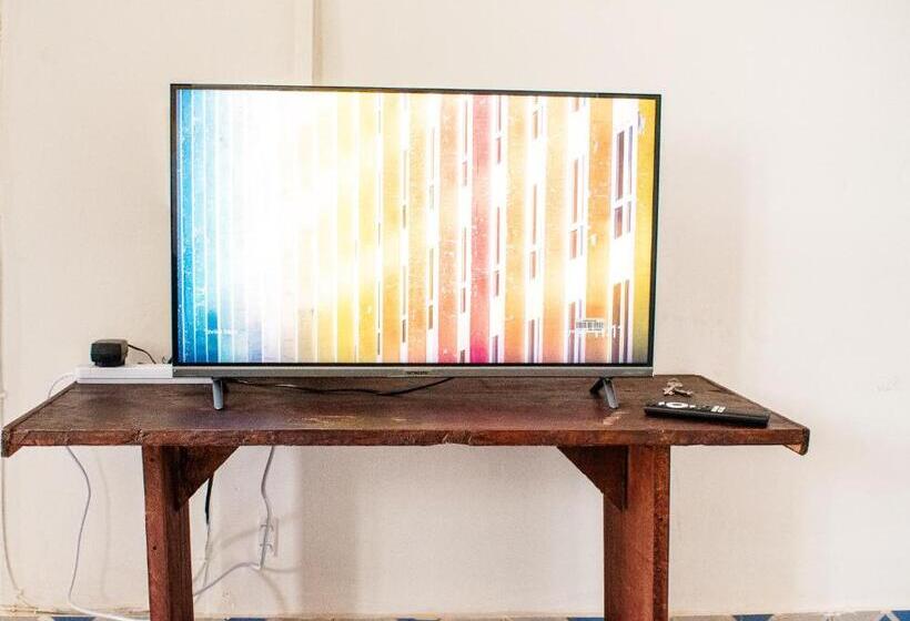 تختخواب و صبحانه Southside Apartment