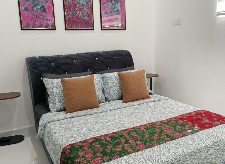 Canal River Riverfront Homestay Jalan Pengkalan Chepa Kota Bharu