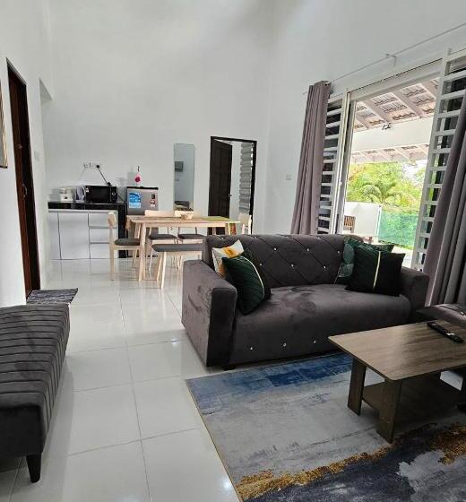 Canal River Riverfront Homestay Jalan Pengkalan Chepa Kota Bharu