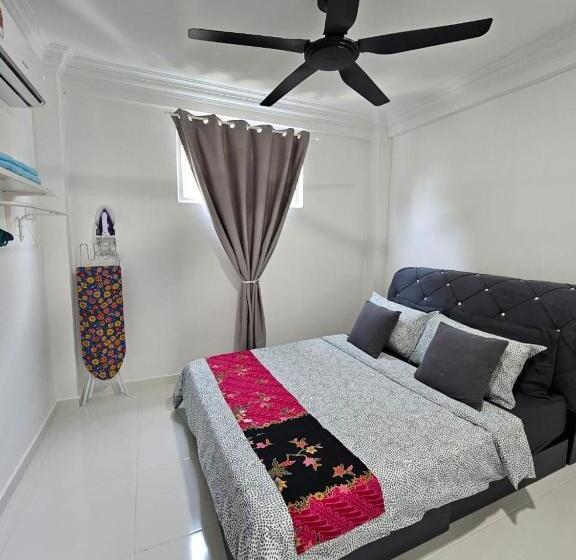 Canal River Riverfront Homestay Jalan Pengkalan Chepa Kota Bharu