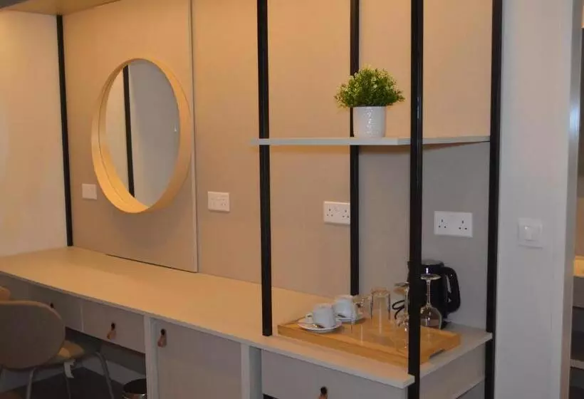 هتل Leondiana Boutique