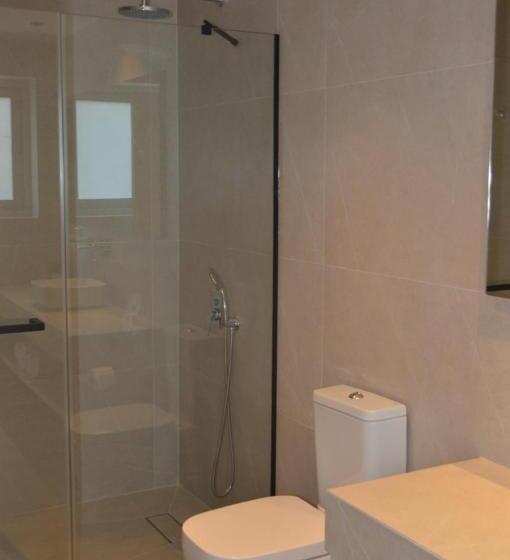 هتل Leondiana Boutique