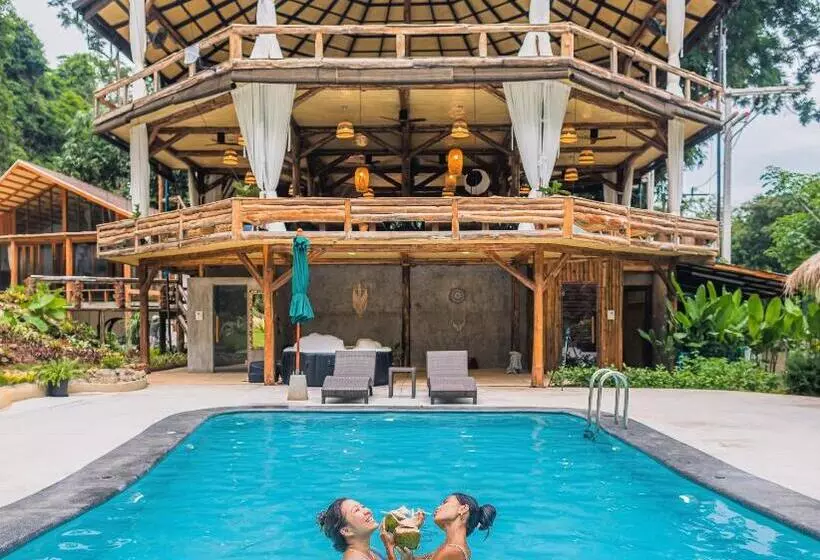 ホテル Voasis Valley Krabi   Natural Resort