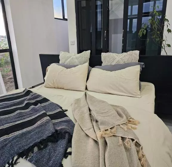 پانسیون Muguet By The Ibiscot