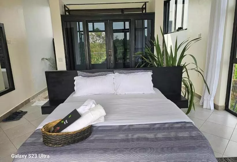 پانسیون Muguet By The Ibiscot