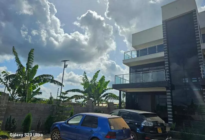 پانسیون Muguet By The Ibiscot