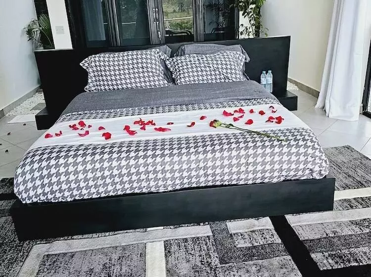 پانسیون Muguet By The Ibiscot