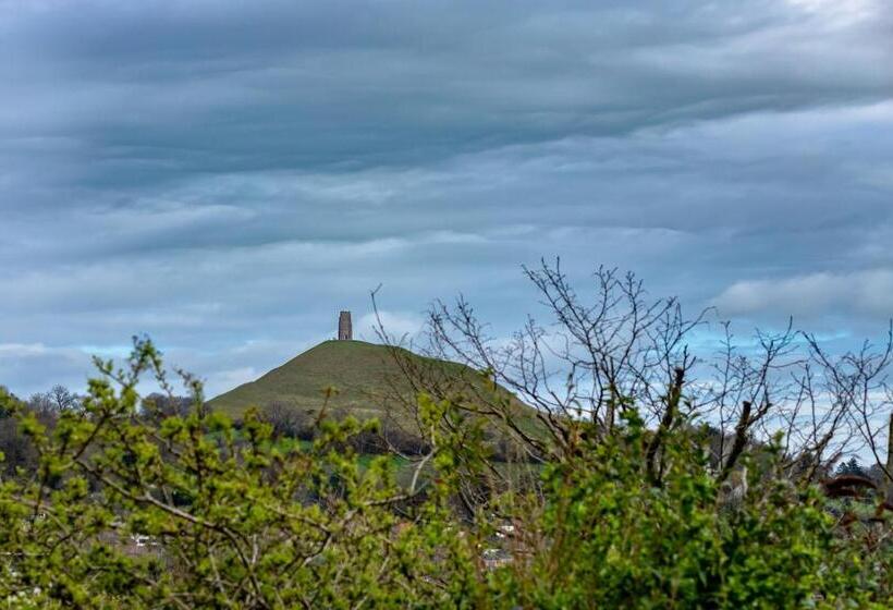 پانسیون Flat In Glastonbury 10