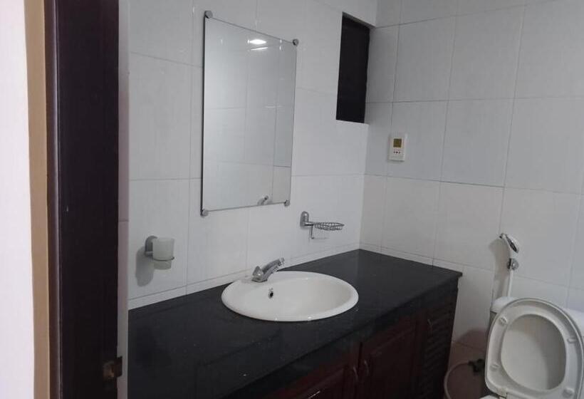 Pension (Hôtel basse catégorie) Riviera