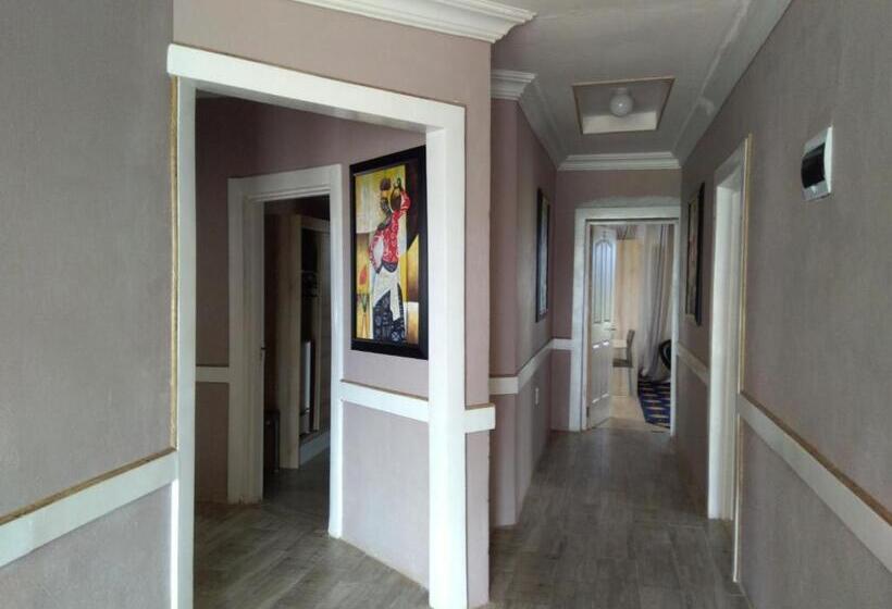 پانسیون The Ranch Inn