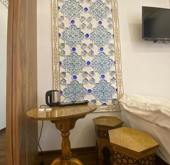 פנסיון Xadijam Terrace