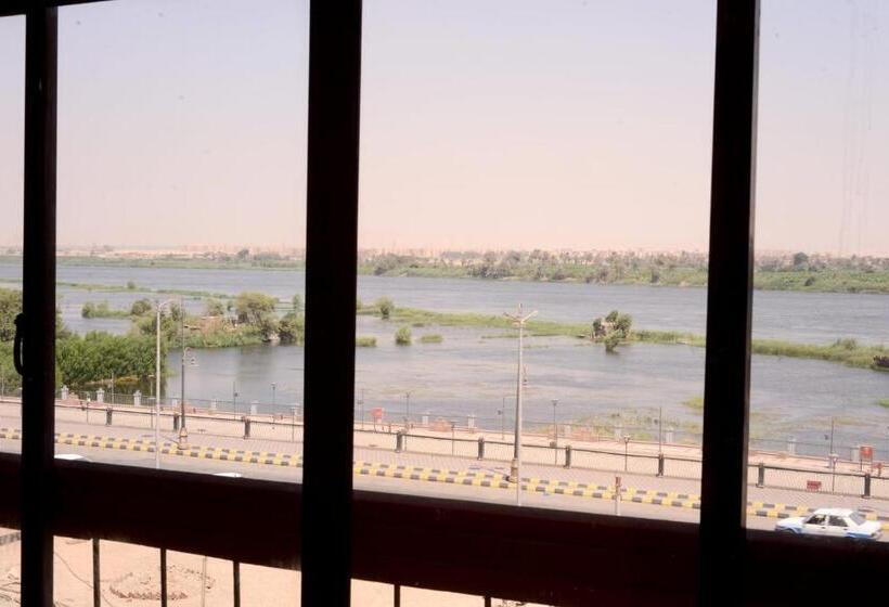 فندق مركز الموتمرات بنى سويف