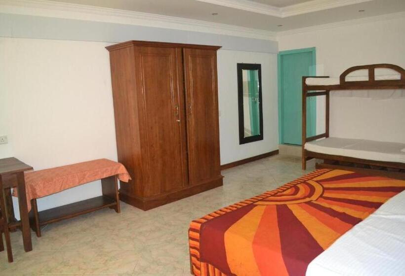 Amaya Beach Hotel Dikwella