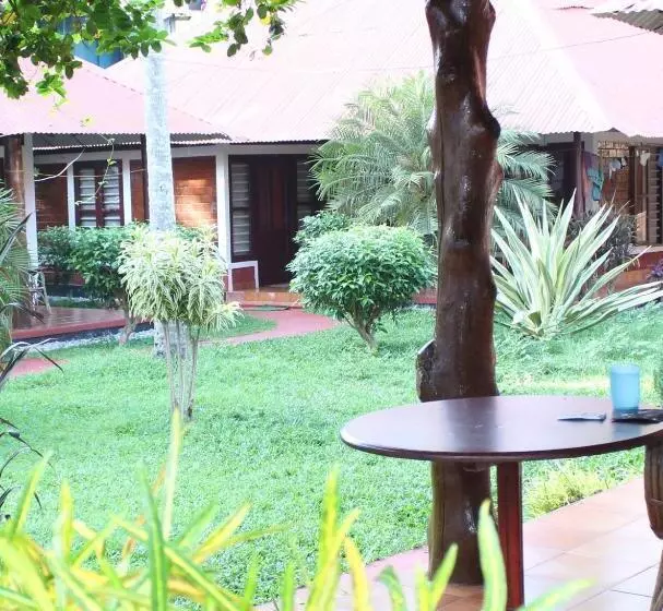 Hillview Beach Resort