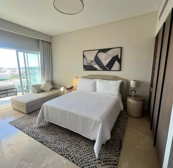 هتل Address Beach Studio