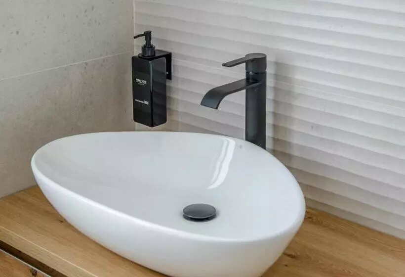 ホテル Antonella Suites