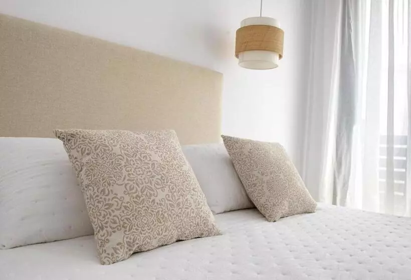 ホテル Antonella Suites