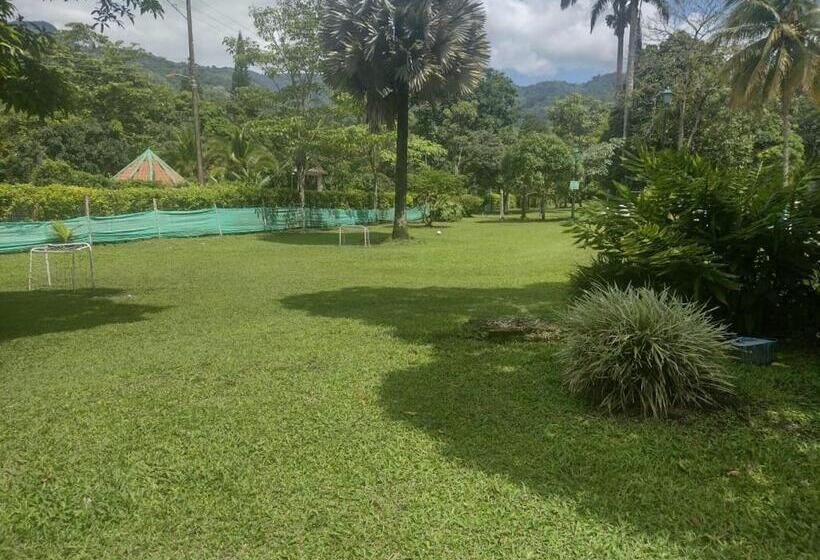 Szálloda La Playa Villeta