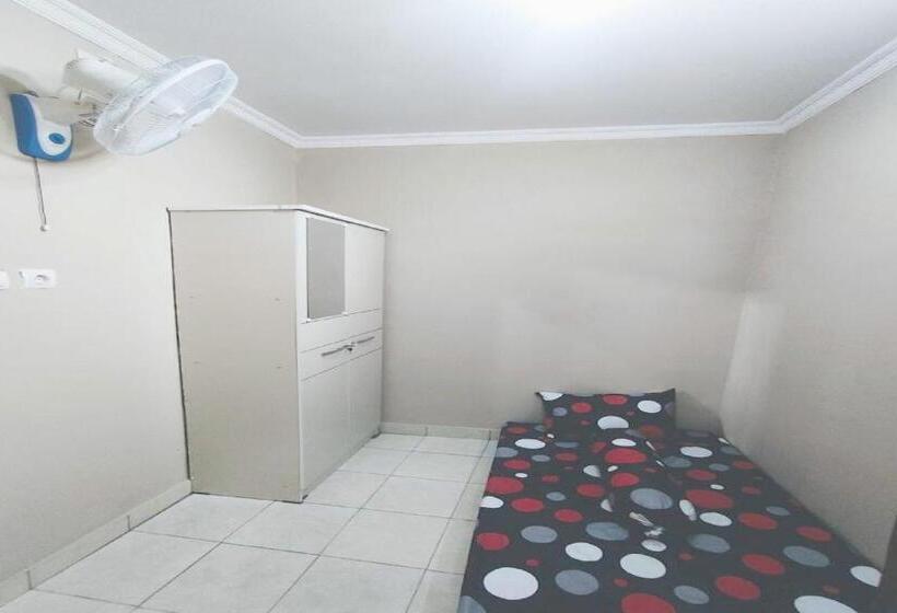 Otel Spot On 94146 Rama Residence Syariah