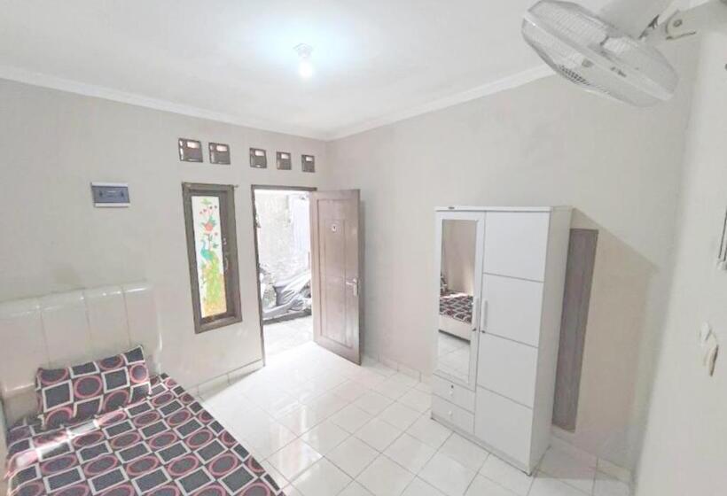 Otel Spot On 94146 Rama Residence Syariah