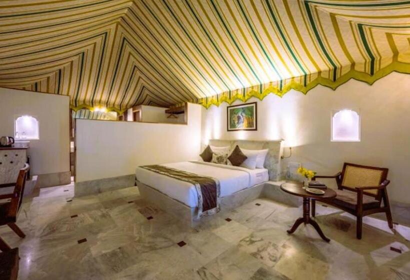 בית מלון כפרי Yatra Desert Camp