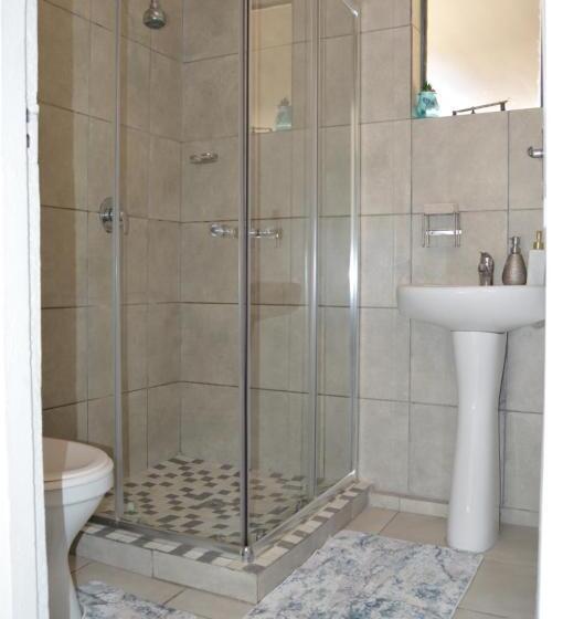 بنسيون Cozy Inn