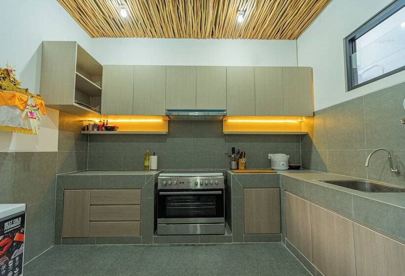 膳宿费 Nooju Pererenan