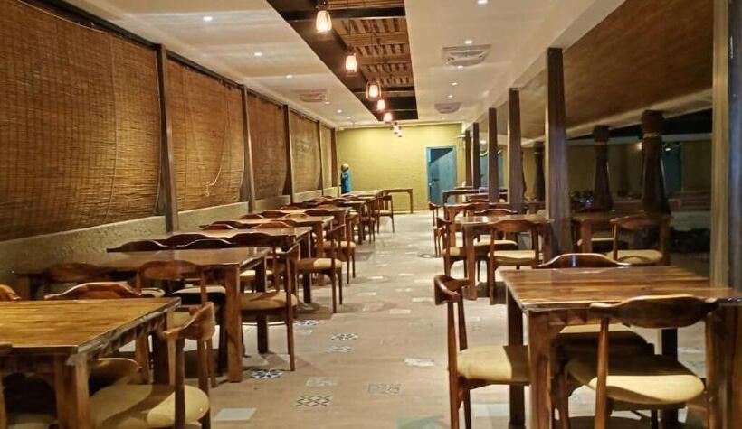 리조트 Grand Arena Sports County