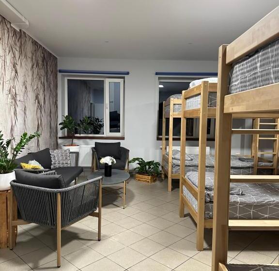 هاستل Rama Space