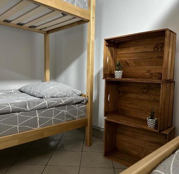 هاستل Rama Space