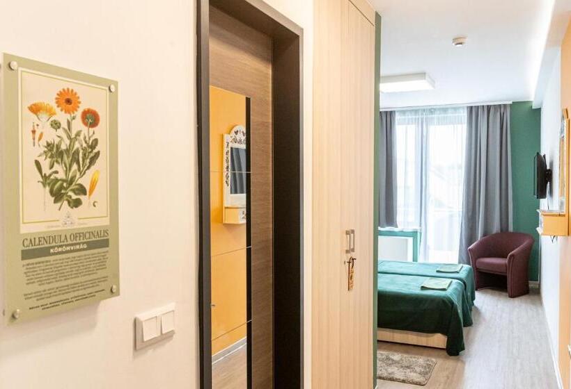 فندق Fehérliliom Vendégszálló