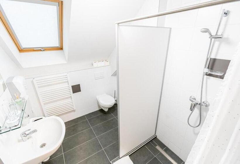 فندق Fehérliliom Vendégszálló