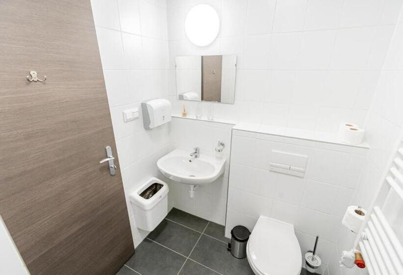 فندق Fehérliliom Vendégszálló