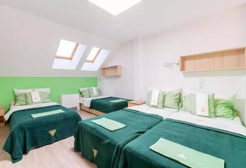 Hotelli Fehérliliom Vendégszálló