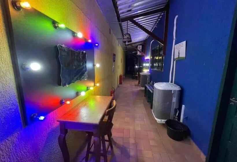 Hotelli Hostel E Pousada Paz E Benção