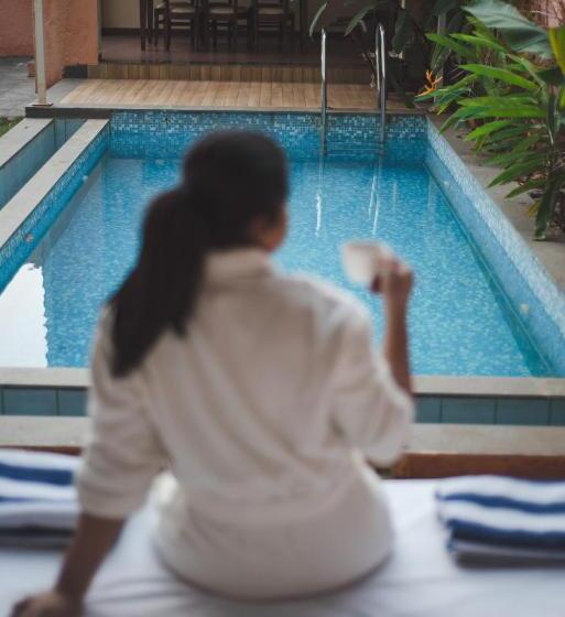 Hotel Nehamrit Farms Nr Malshej Ghat With Pool