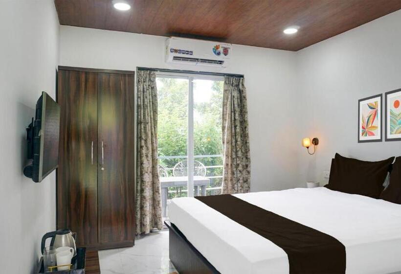 Отель Oyo Birds Valley Resort