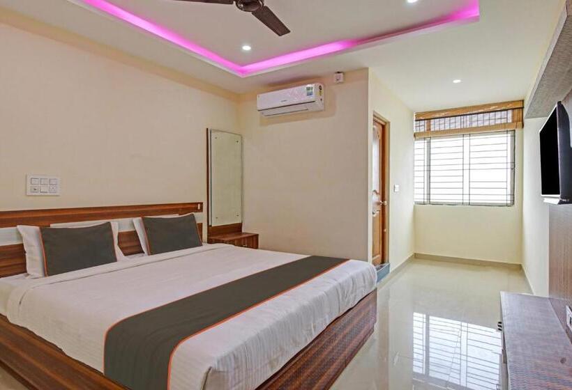 هتل Collection O Daivik Sunset Suites