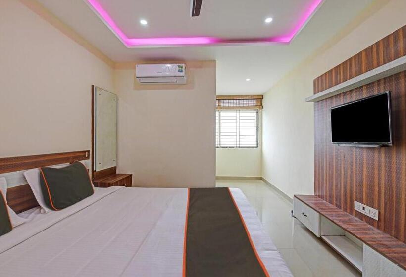 هتل Collection O Daivik Sunset Suites